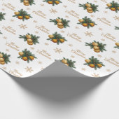 Pine Branches Gold Snowflake Bauble Ornament Cadeaupapier (Hoek)