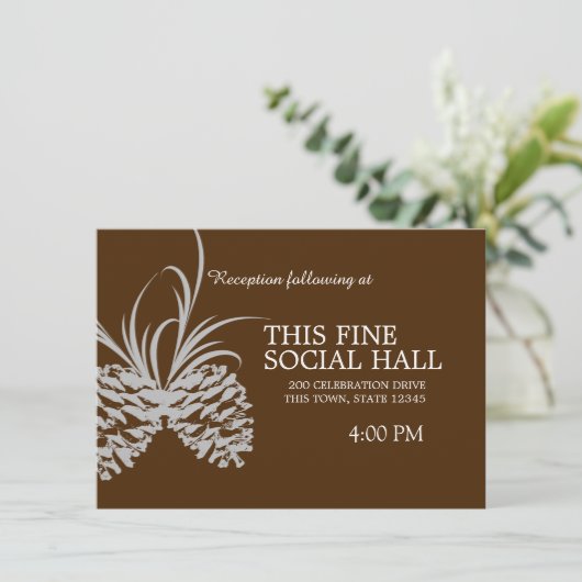 Pine Cone Silhouet Bruin en Zilveren bruiloft Kaart (Staand voorkant)