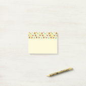 Pine Cones en Holly Kerstpattern Post-it® Notes (Op bureau)