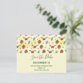 Pine Cones en Holly Winter Pattern Save the Date Uitnodiging Briefkaart (Staand voorkant)