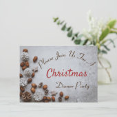 Pine Cones en Walnoten op sneeuwkerst Kaart (Staand voorkant)