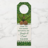 Pine Cones Winter Wedding Wine Hanger (Voorkant)