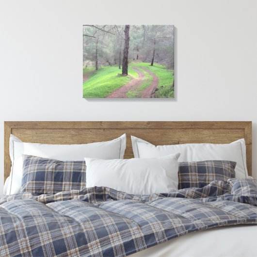 Pine Forest Road Canvas Afdruk (Insitu (Slaapkamer))