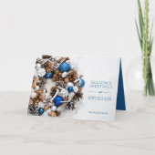 Pine krans blauw en wit zakelijke vakantie kaart (Voorkant)