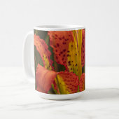 "Pine Lily" koffiemok (Voorkant links)