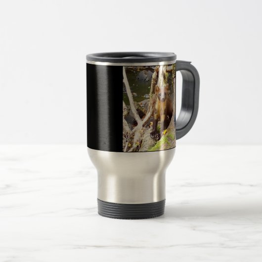 Pine Marten op Log Reisbeker (Voorkant rechts)