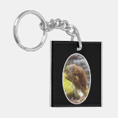 Pine Marten op Log Sleutelhanger (Voorkant Links)