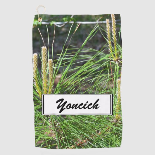 Pine Needles van Kenneth Yoncich Golfhanddoek (Voorkant)