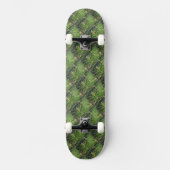 Pine Needles van Kenneth Yoncich Skateboard (Voorkant)