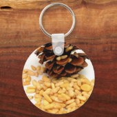 Pine Nuts Sleutelhanger (Voorkant)