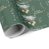 Pine Tree Branches, Balls Green Merry Kerstmis Cadeaupapier (Rol Hoek)