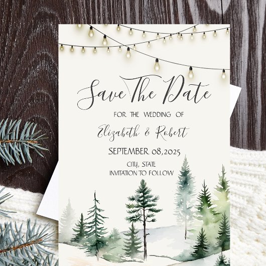 Pine Tree Forest, String Lights Bewaar de datum Save The Date