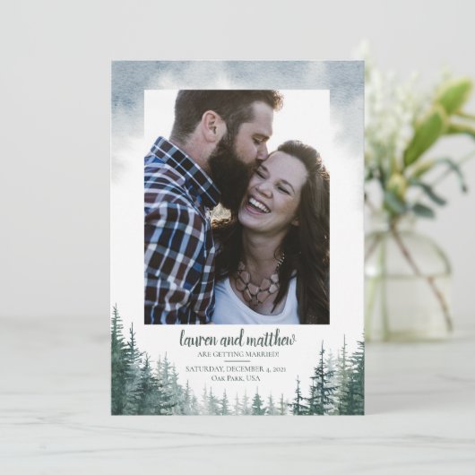 Pine Tree Rustic Wedding Save the Date with Photo (Staand voorkant)