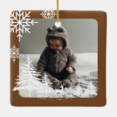Pine Tree & Snow Baby Geboorte Statistieken & Foto Keramisch Ornament (Achterkant)