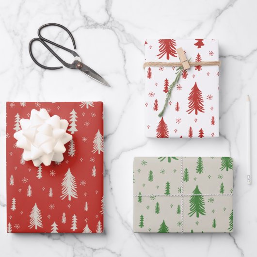 Pine Tree Snowflake Doodle Red Beige Green Trio Inpakpapier Vel (Voorkant)