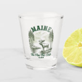 Pine Tree State Moose and River Artwork Shot Glas (Voorkant)