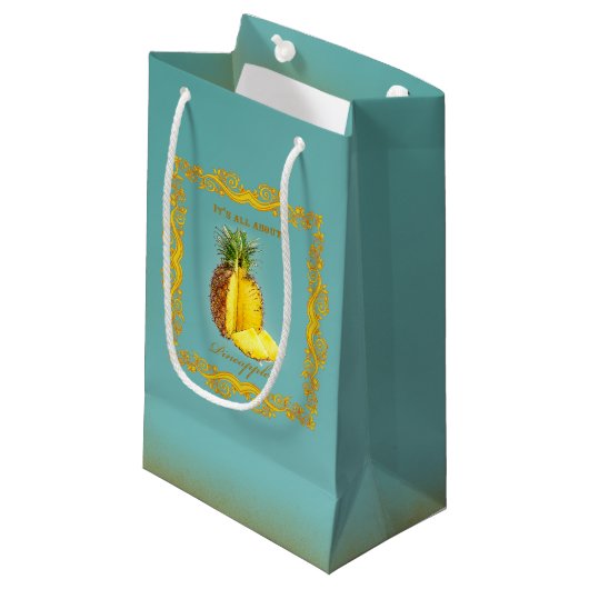 PINEAPPEL ~ Gift Bag Klein Cadeauzakje (Voorkant Gekanteld)