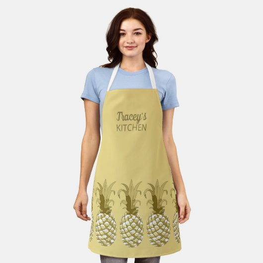 Pineapple Gold Row op uw kleur ID239 Schort (Gedragen)