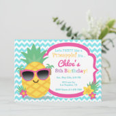Pineapple Luau verjaardagsfeestje uitnodiging (Staand voorkant)