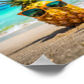 Pineapples in stylish sunglasses poster (Hoek)