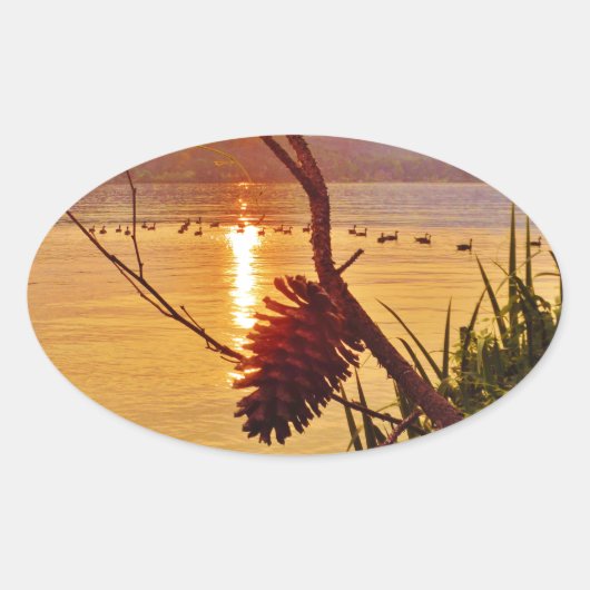 Pinecone Lake sunset Ovale Sticker (Voorkant)