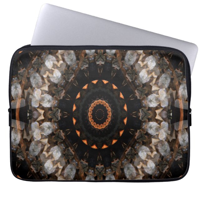 Pinecone Roulette... Laptop Sleeve (Voorkant)
