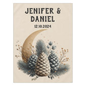 Pinecones and Crescent Moon Winter Love Tafelkleed (Voorkant)