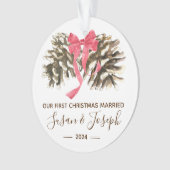 Pinecones met Bow, eerste kersthuwelijk Ornament (voorkant)