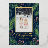 Pines Berries Navy Blue Kerstfoto Folie Feestdagenkaart (Voorkant)