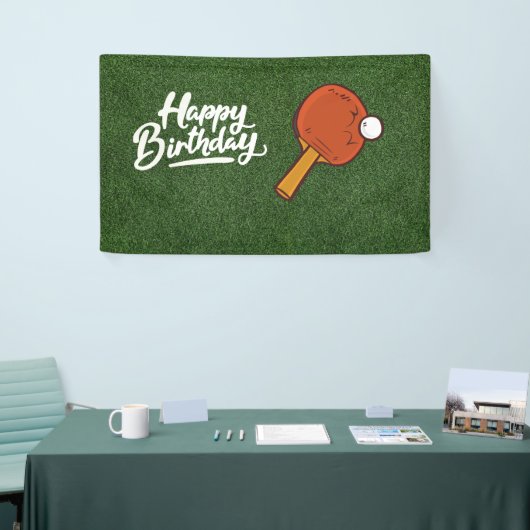 Ping Pong op groen gras Happy Birthday Spandoek (Beurs)
