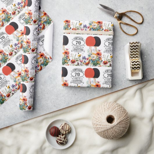 Pingpong 70ste verjaardag met peddel en bloem cadeaupapier (Crafts)