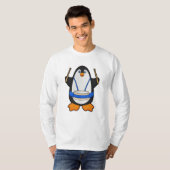 Pinguïn als muzikant met rum t-shirt (Voorkant volledig)