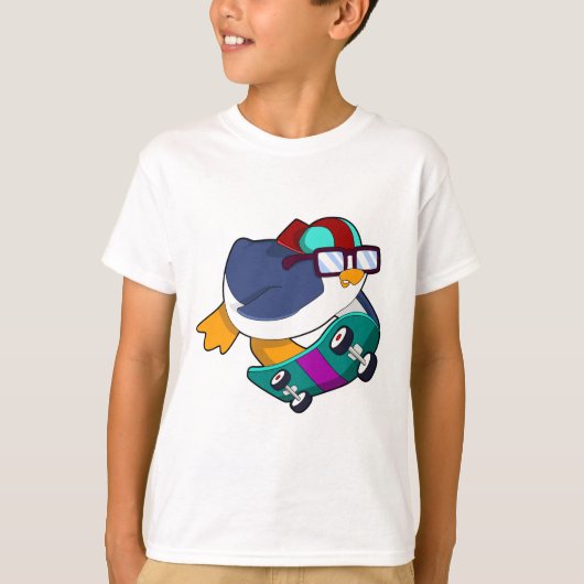 Pinguïn als Skater met skateboard T-shirt (Voorkant)
