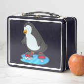 Pinguïn bij ijsschaatsen met ijsschaatsen (In situ)