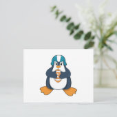Pinguïn bij voetbal sporten briefkaart (Staand voorkant)