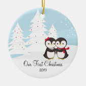 Pinguïn Couple Love Cute First-kerstversiering Keramisch Ornament (Voorkant)