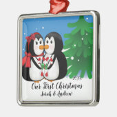 Pinguïn Couple onze eerste kerstversiering Metalen Ornament (Links)