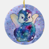 Pinguïn genaamd Button Keramisch Ornament (Achterkant)