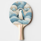 Pinguïn in crèmeblauwe Abstracte golven Tafeltennisbatje (Achterkant)
