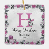 Pinguïn Kinder naam Monogram Kerst Keramisch Ornament (Voorkant)