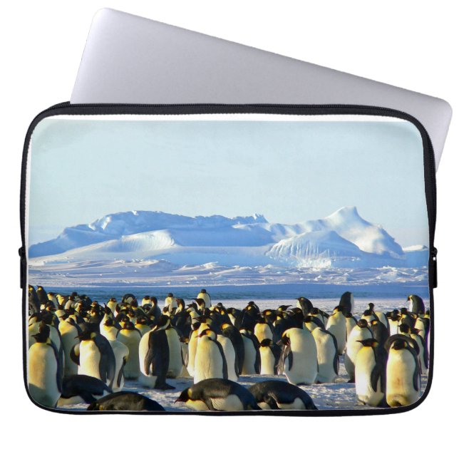Pinguïn kolonie op ijs laptop sleeve (Voorkant)