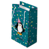 Pinguïn met Confetti achtergrond Klein Cadeauzakje (Achterkant Gekanteld)