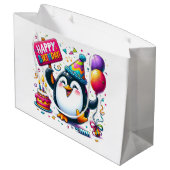 Pinguïn met "Happy Birthday"-teken van Natasha Us Groot Cadeauzakje (Achterkant Gekanteld)