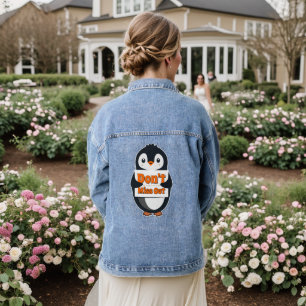 Pinguïn met 'Mis het niet' bord Denim Jacket
