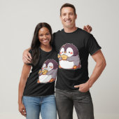 Pinguïn met vis t-shirt (Unisex)