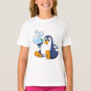 Pinguïn met zeepbellen.PNG T-shirt
