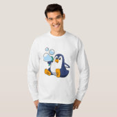 Pinguïn met zeepbellen.PNG T-shirt (Voorkant volledig)