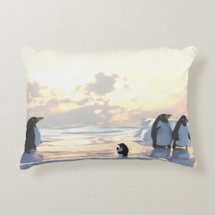 pinguïns die zich ontspannen op een ijsschots accent kussen
