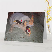 Pinguïns glijden helling af in versierde tuin kaart (Gele Bloem)