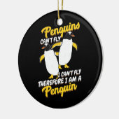 Pinguïns kunnen niet vliegen. keramisch ornament (Links)